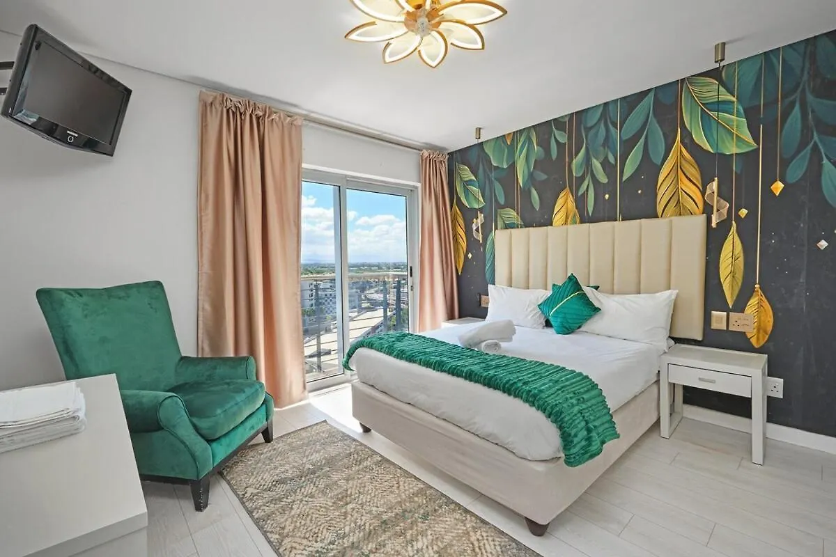 Ultra Luxury 3 Bed Knightsbridge Penthouse Apartment Cape Town 0*,  South Africa